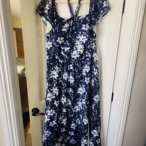 NWOT PLUS SIZE MAXI DRESS